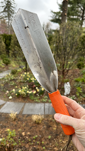 hand trowel